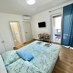 Fantasia Del Mare And Apartment *