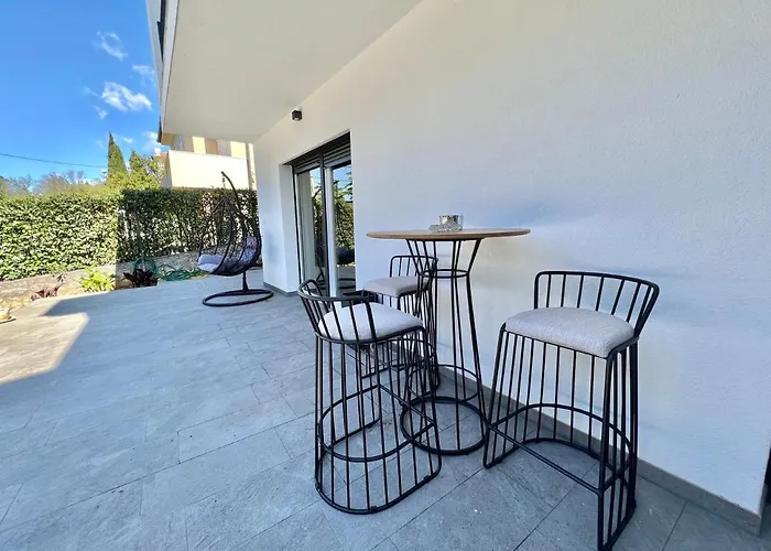 Fantasia Del Mare And Драмаль