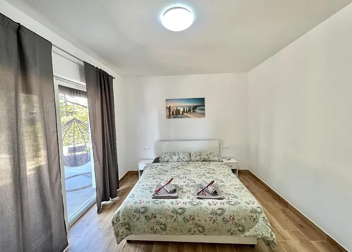 Fantasia Del Mare And Апартаменты Драмаль