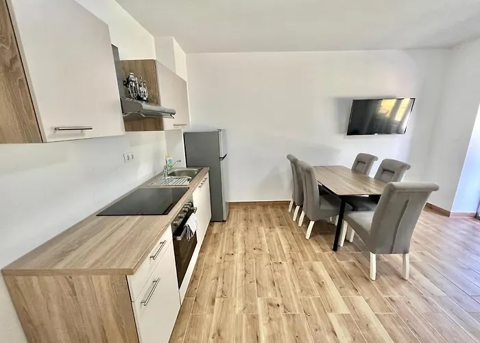 Fantasia Del Mare And *